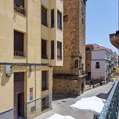 Que Bueno Que Viniste